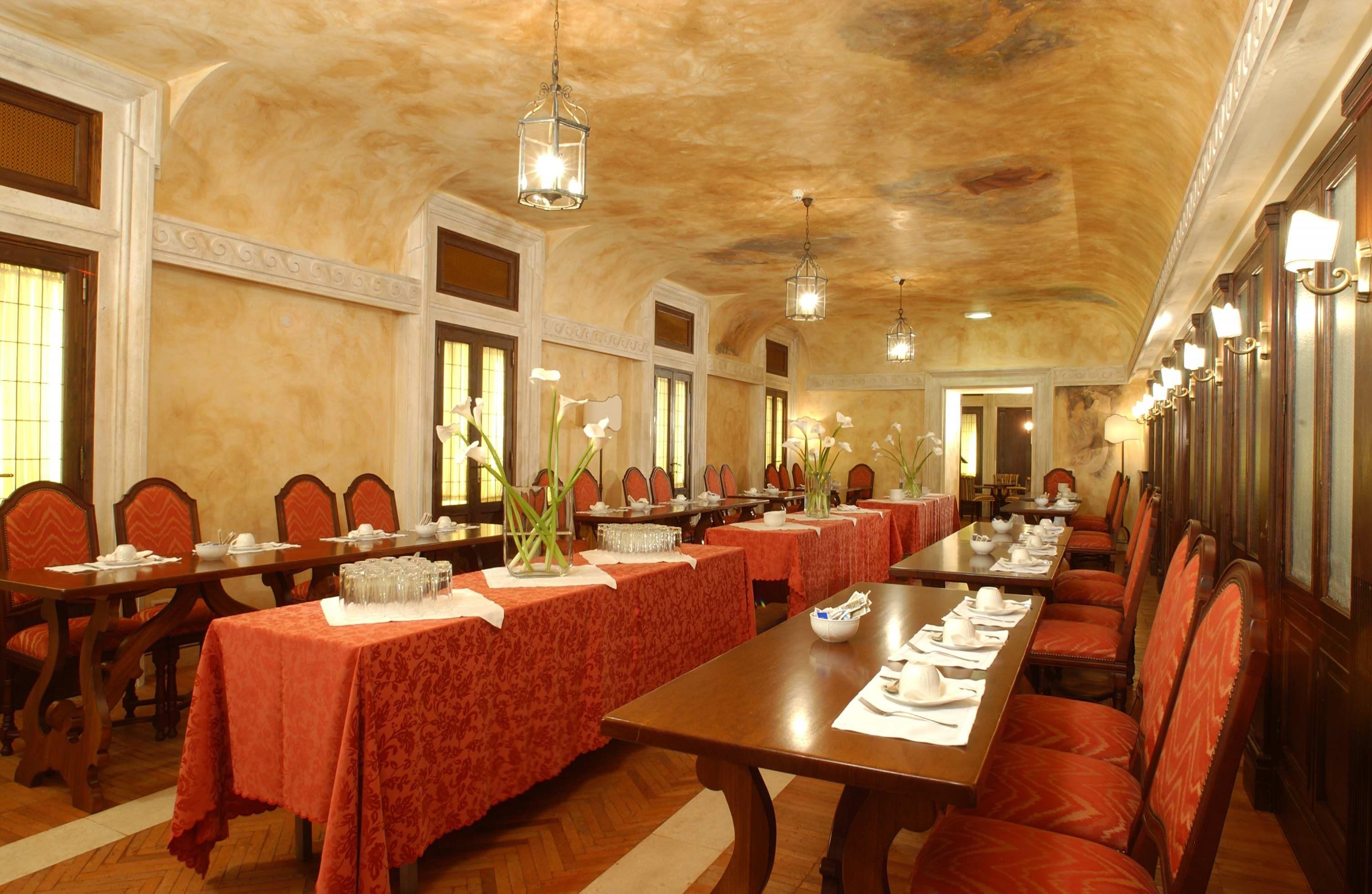 Palazzo Cardinal Cesi Hotel Rome Exterior photo