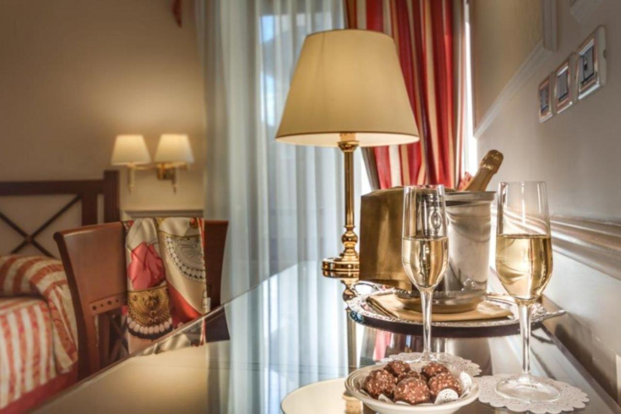 Palazzo Cardinal Cesi Hotel Rome Exterior photo