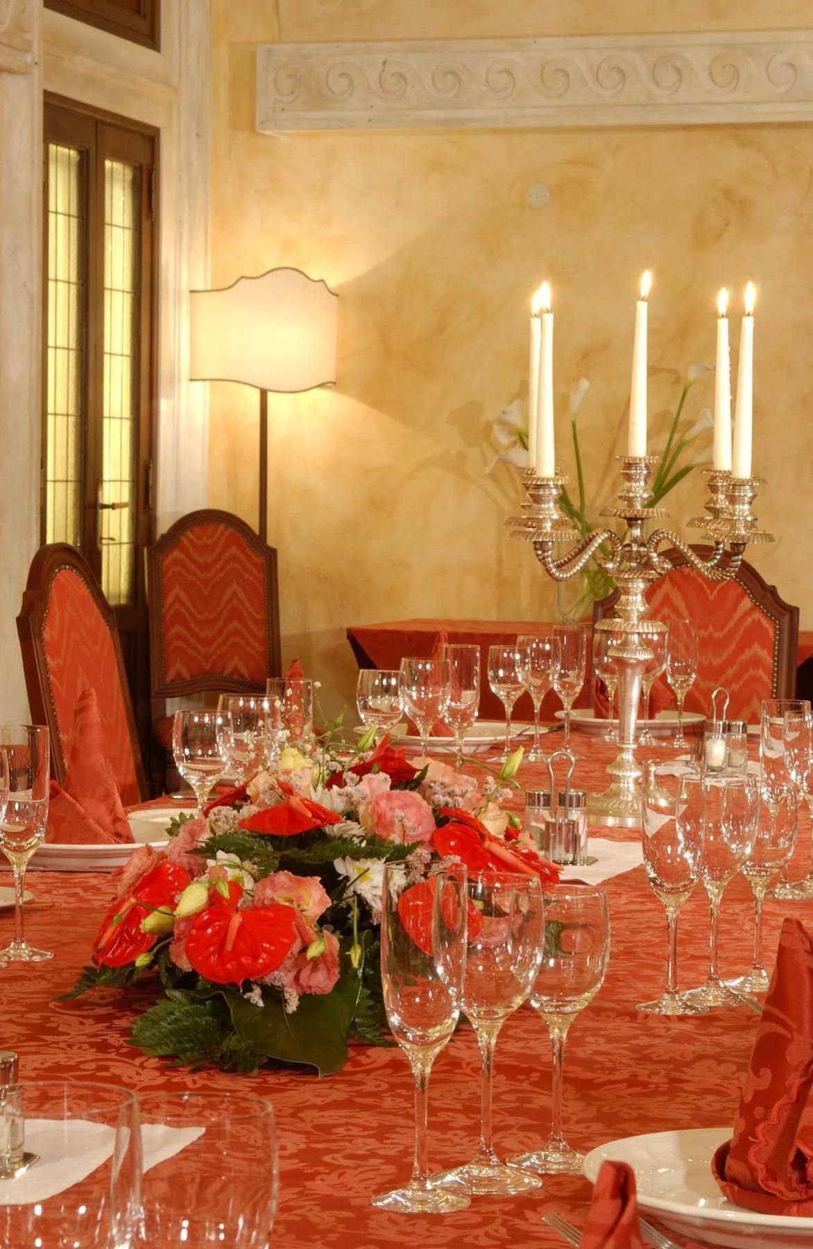 Palazzo Cardinal Cesi Hotel Rome Exterior photo